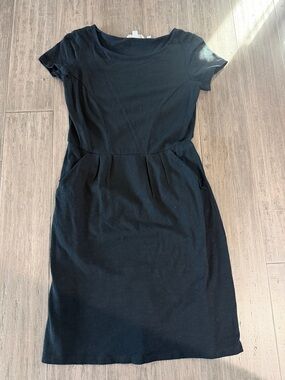 Boden Black Short Sleeve Pleated Waist Mini Dress